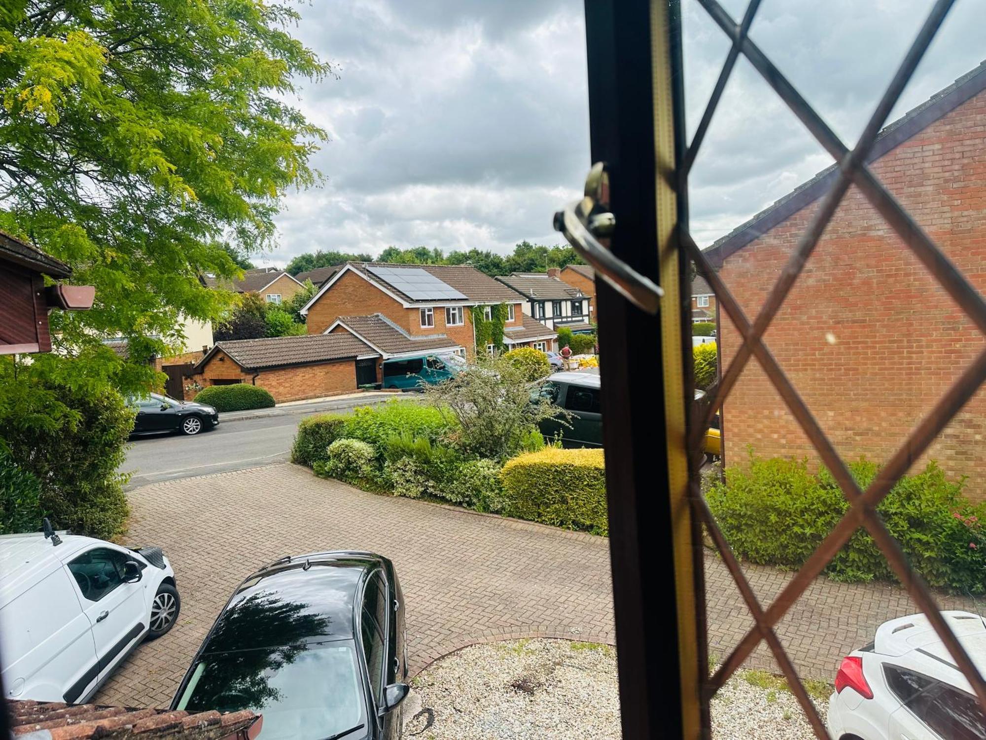 Home Away From Home Swindon Eksteriør bilde